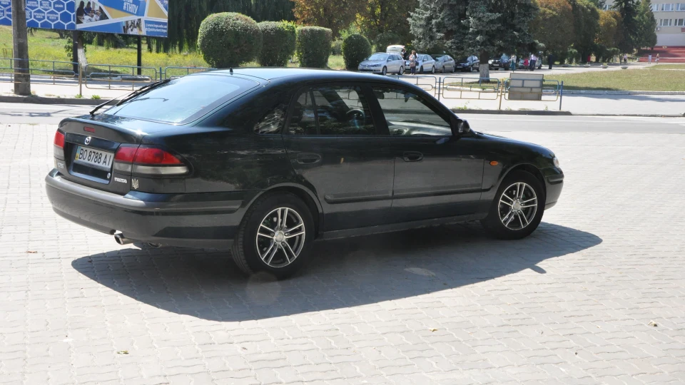 Mazda 626 2.0 3