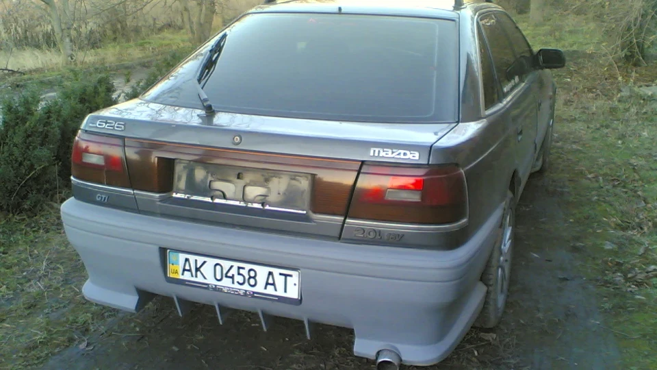 Mazda 626 2.0i 16v 4