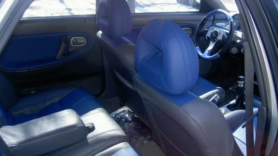 Mazda 626 2,0л, механіка 5
