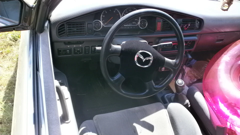 Mazda 626 2.0л, карбюратор, пустушка 5