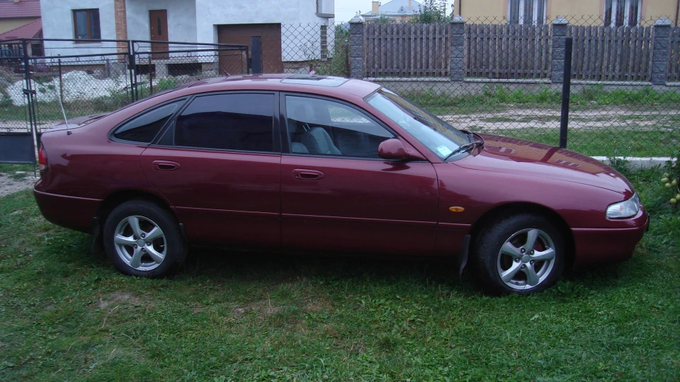 Mazda 626 2.2 інжектор 4