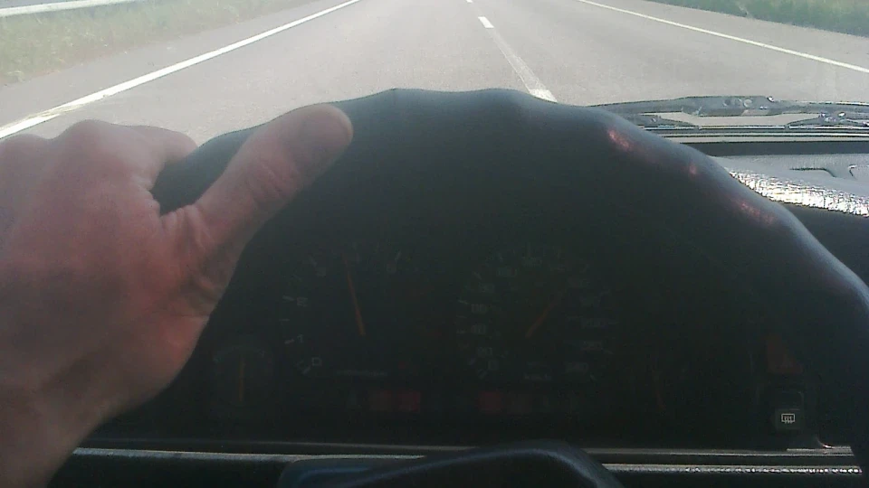 Mazda 626 2.2 Машка 4