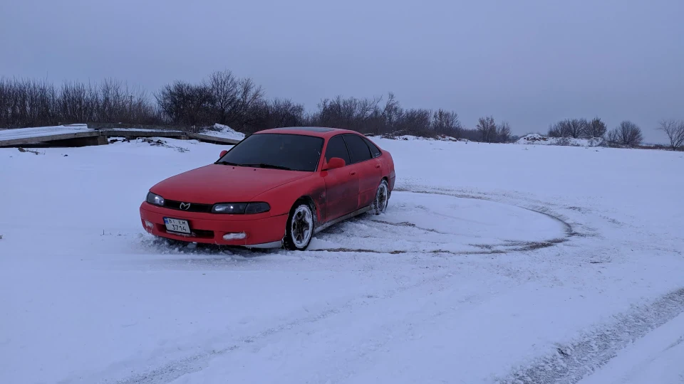 Mazda 626 2.5 V6 4