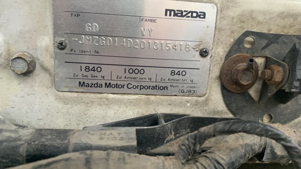 Mazda 626 Біла стріла 2