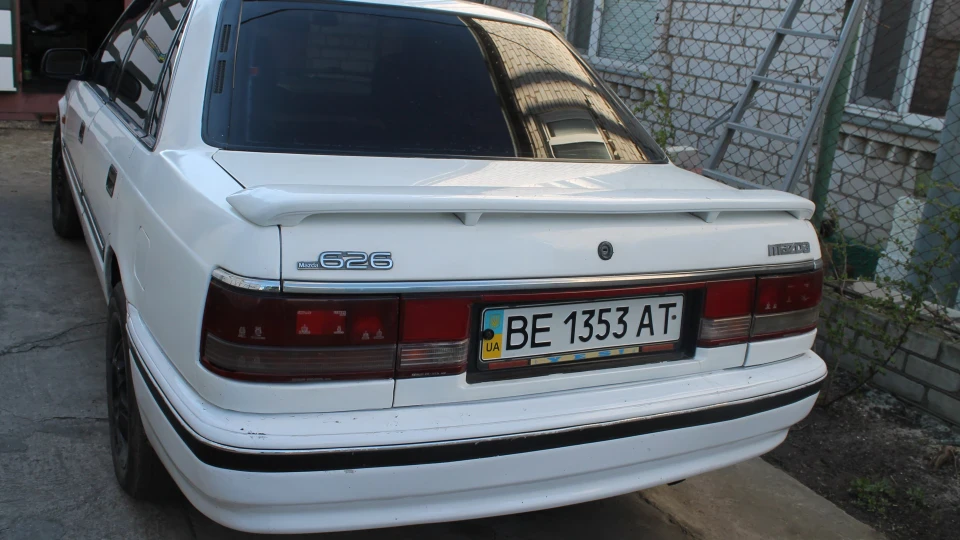 Mazda 626 Білий МаздаЙ 4