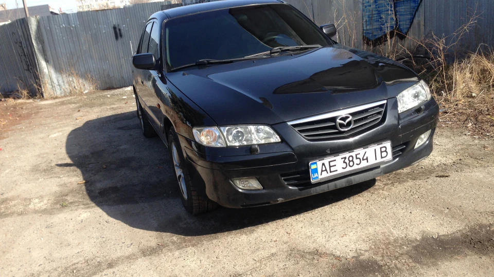 Mazda 626 Чорні 2 літри
