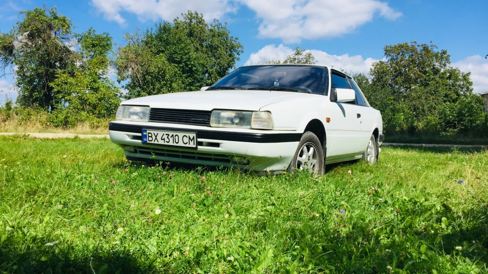 Mazda 626 coupe