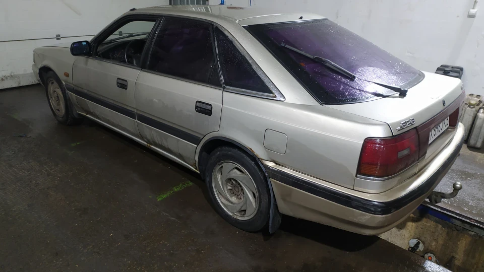 Mazda 626 FEN 148l.s 4