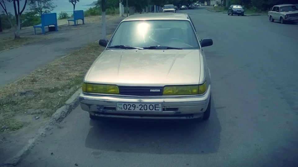 Mazda 626 GD 2