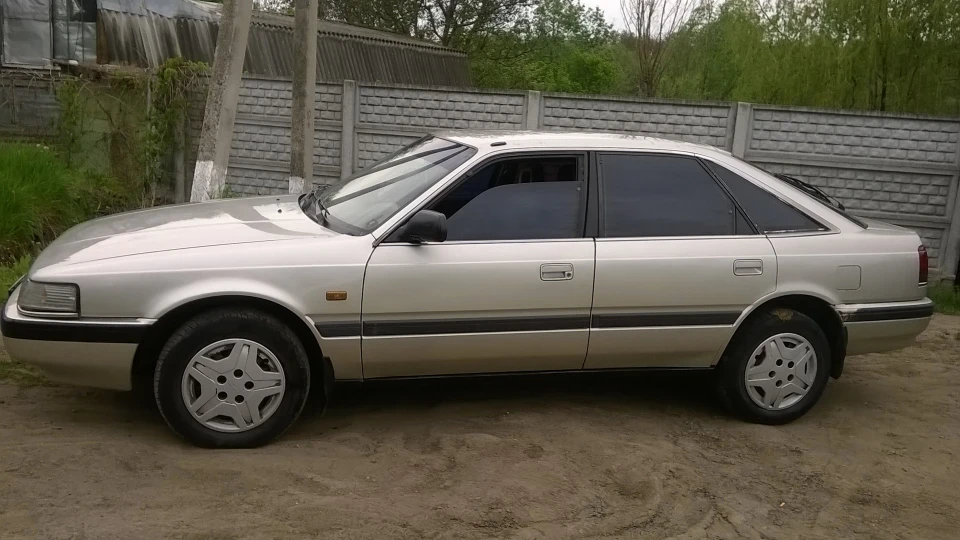 Mazda 626 GD 2