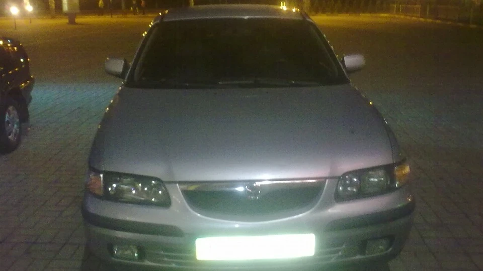 Mazda 626 GF 3