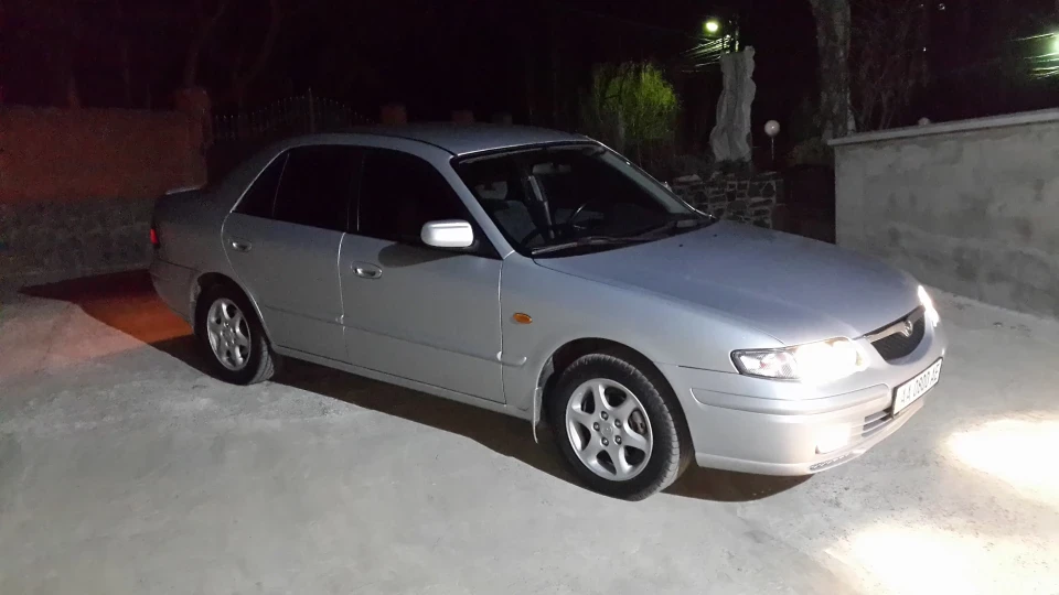Mazda 626 GF 2