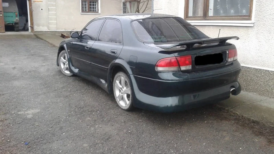 Mazda 626 Green Shark 5