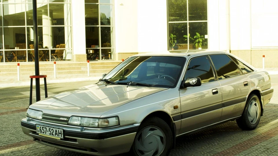 Mazda 626 GT 16V 148hp 4