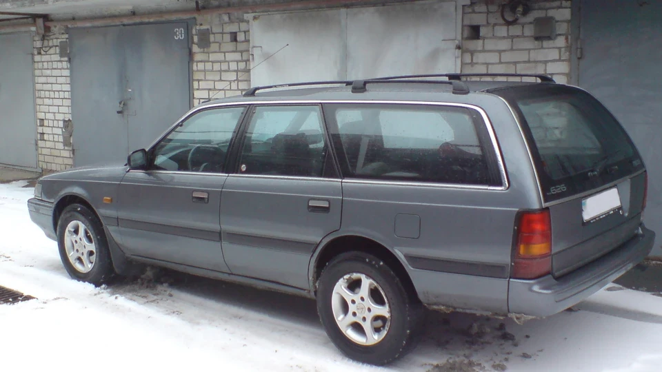 Mazda 626 GV-2.2і 12 VALVE 4