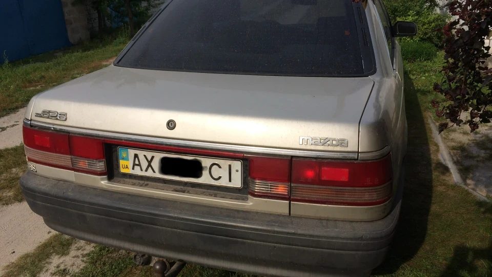 Mazda 626 Японець
