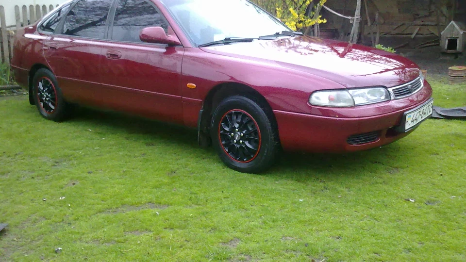 Mazda 626 червоний металік 2.0 і 2