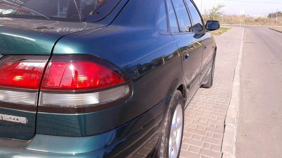 Mazda 626 Mazda шість два шість 3