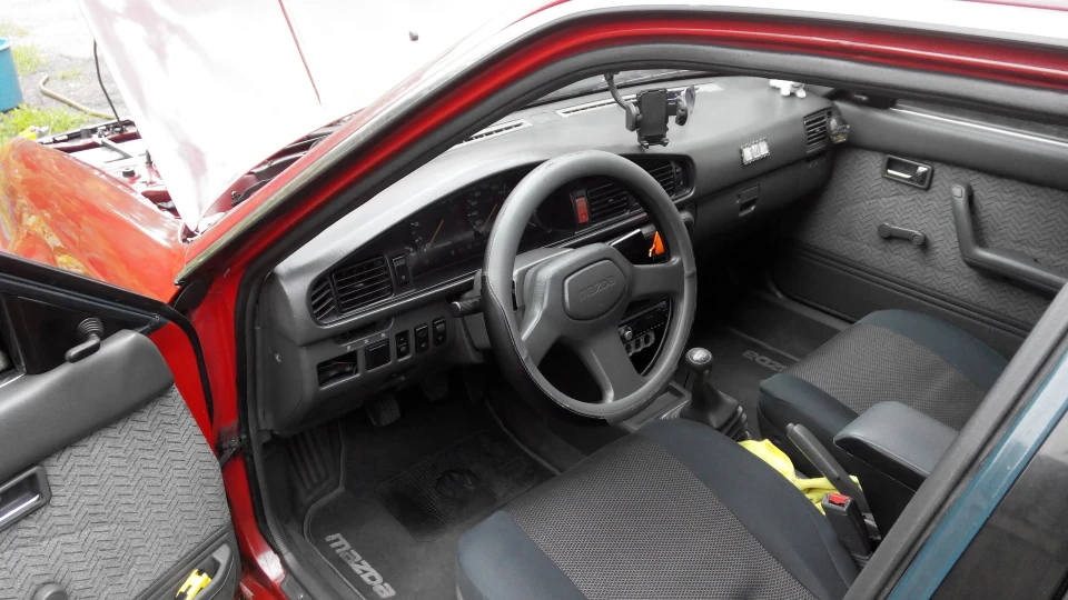 Mazda 626 Моя перша, 2-літрова 4
