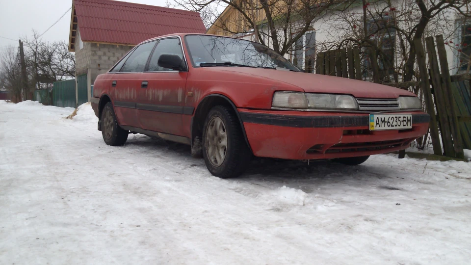 Mazda 626 перша 2