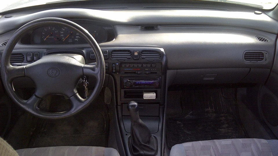Mazda 626 RED 5