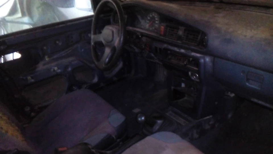 Mazda 626 Sapphire 4