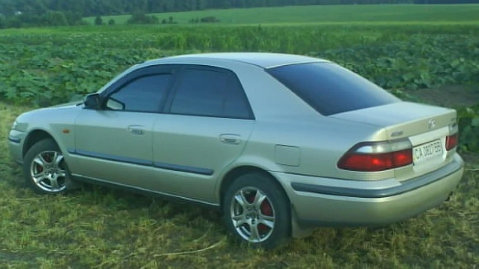 Mazda 626 серій маздалет