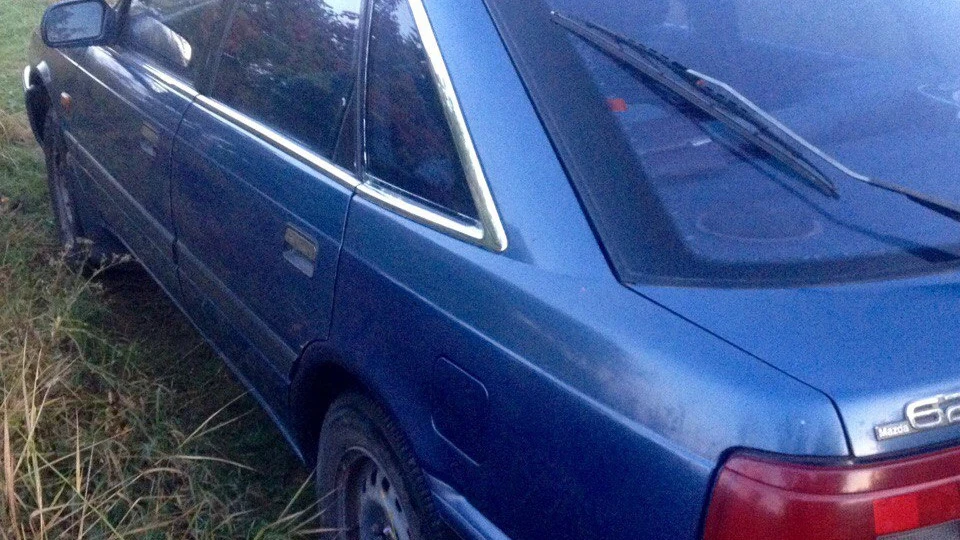 Mazda 626 Blue Bird 2