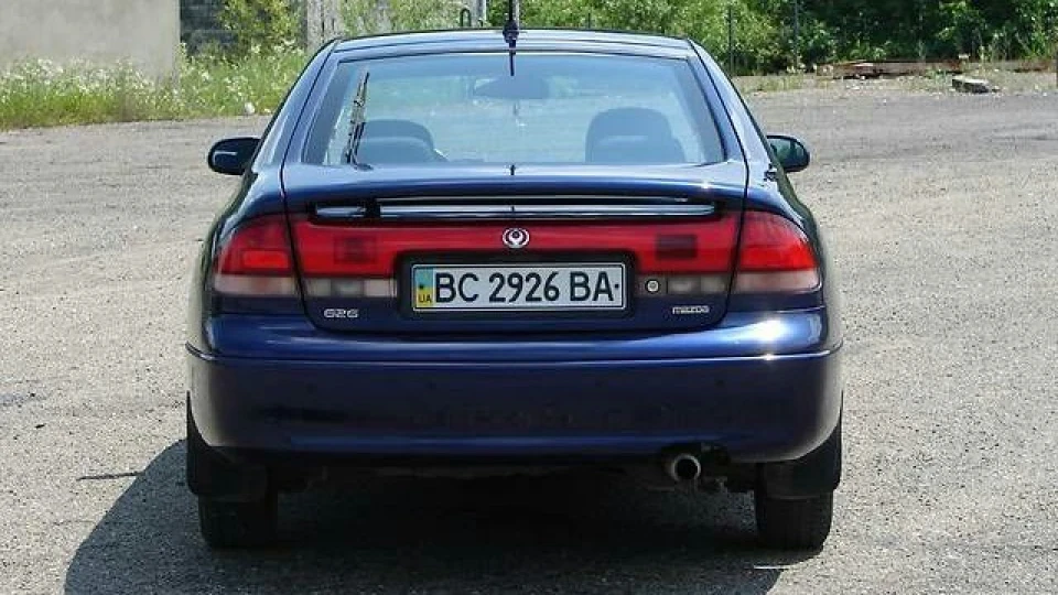 Mazda 626 Старий японамать 2