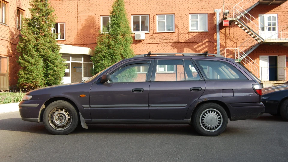 Mazda 626 універсал 2