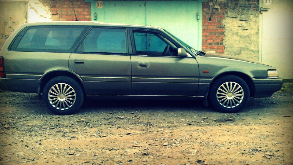 Mazda 626 Універсальня Куля 4