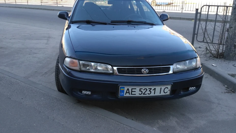 Mazda 626 впевнена японка 5