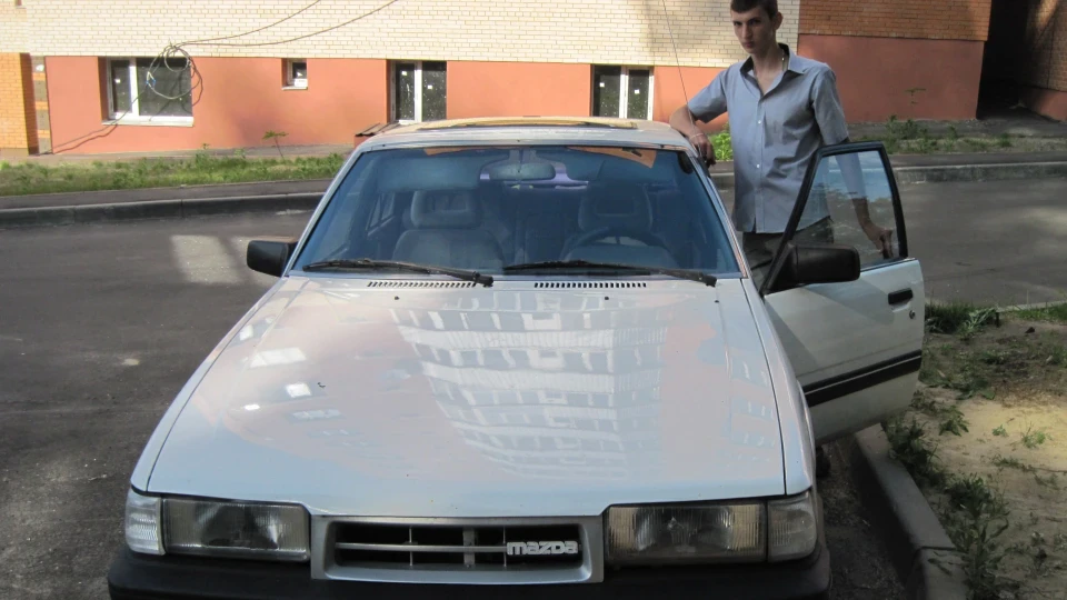 Mazda 626 Валячий корабель ) 2