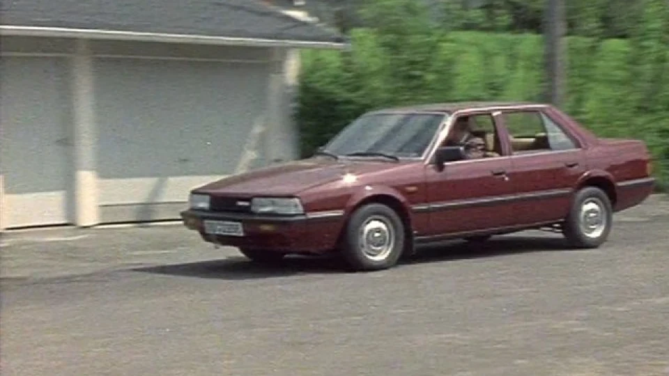 Mazda 626 Вишнева куля GLX 2