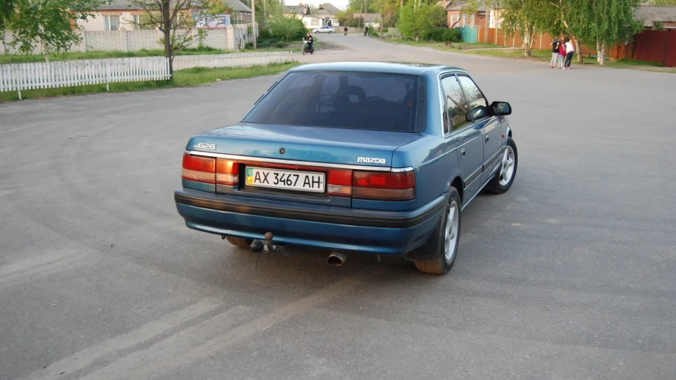 Mazda 626 повстала. 2
