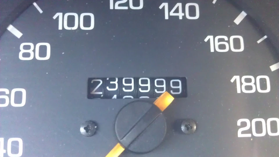 Mazda 626 зелена ракета 5