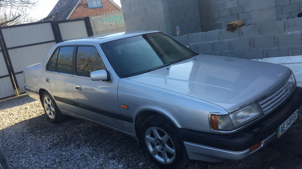 Mazda 929 2