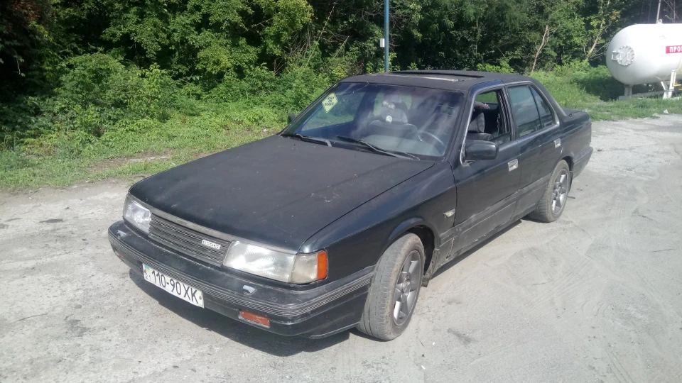 Mazda 929 2