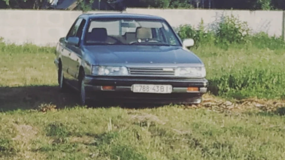 Mazda 929 2