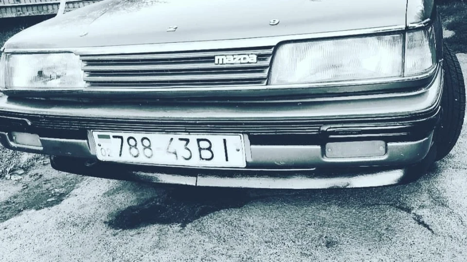 Mazda 929 3