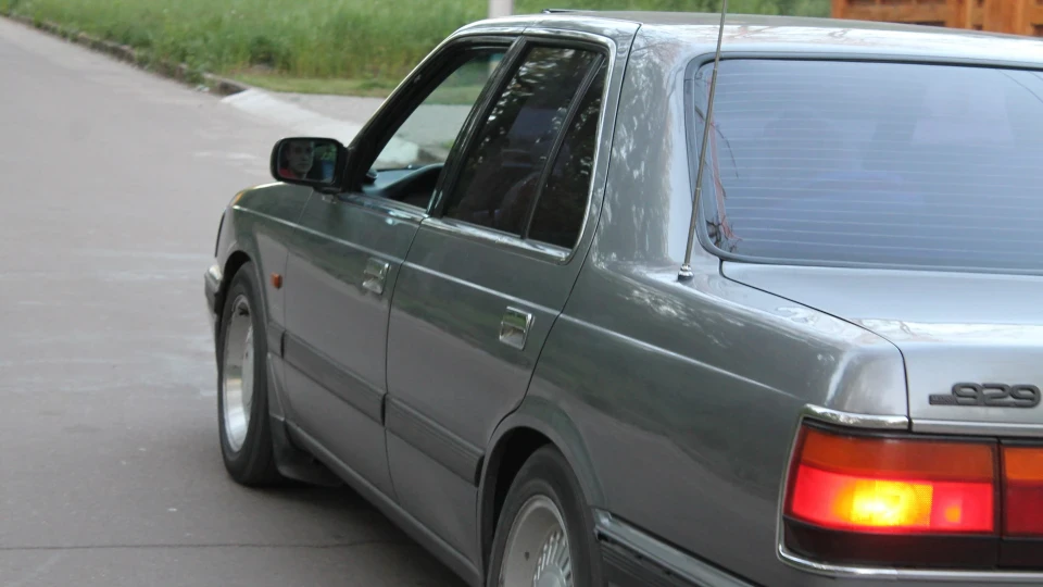 Mazda 929 3 літри радості