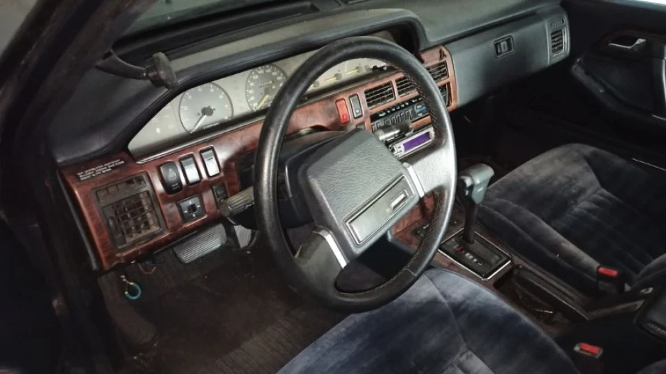 Mazda 929 3.0 V6 4