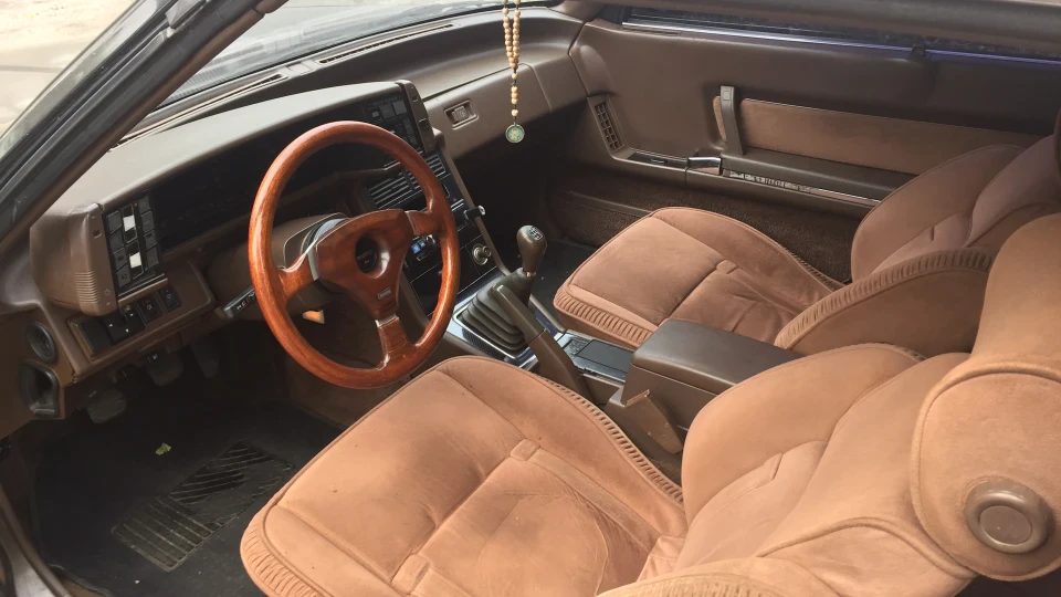 Mazda 929 coupe 3