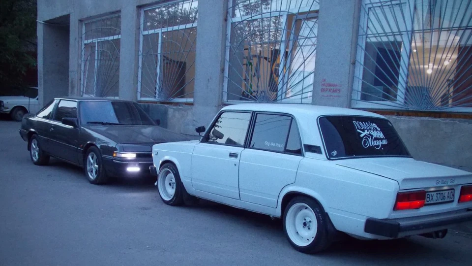 Mazda 929 coupe 5