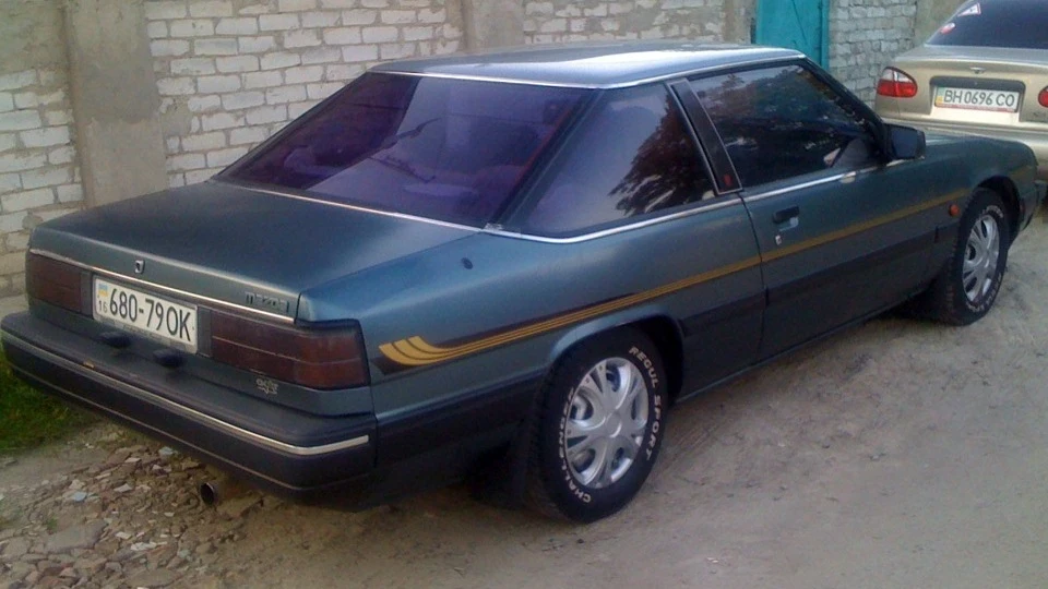 Mazda 929 HB Coupe 2