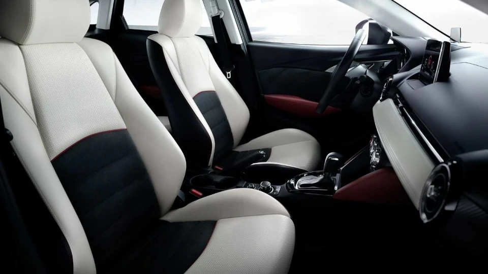 Mazda CX-3 4