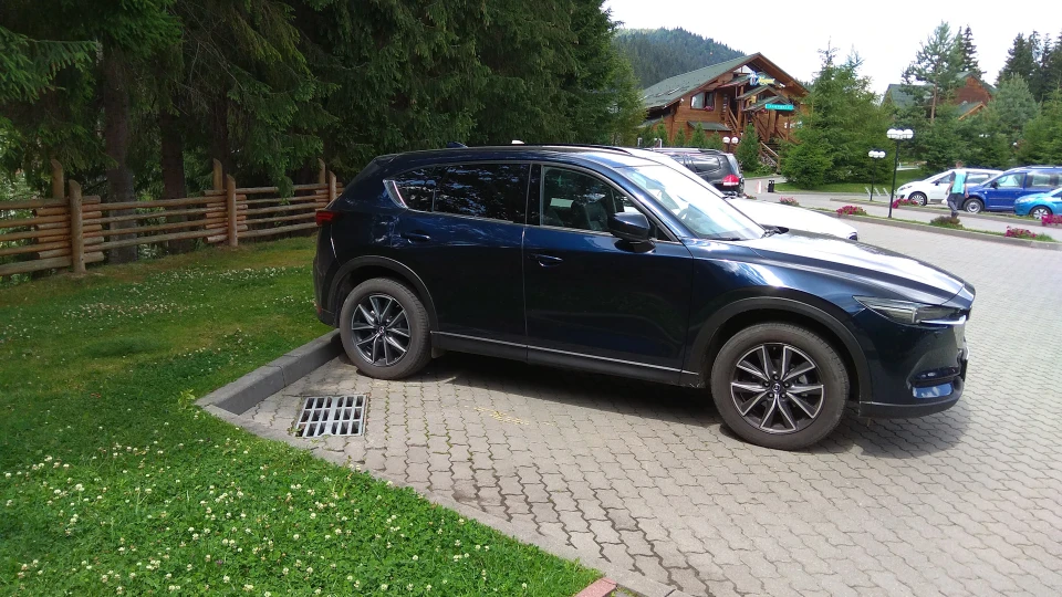 Mazda CX-5 Deep Crystal Blue Mica 5
