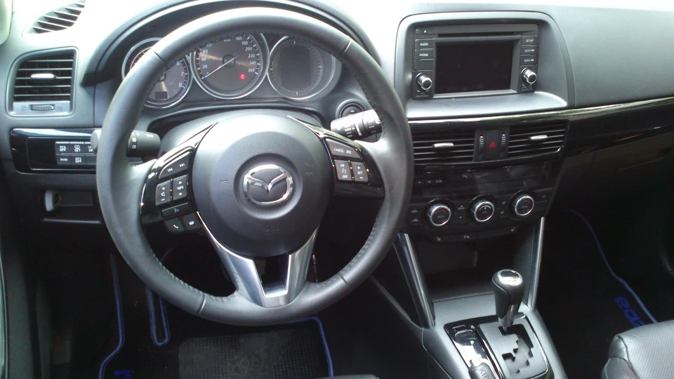 Mazda CX-5 gloomy sky 3