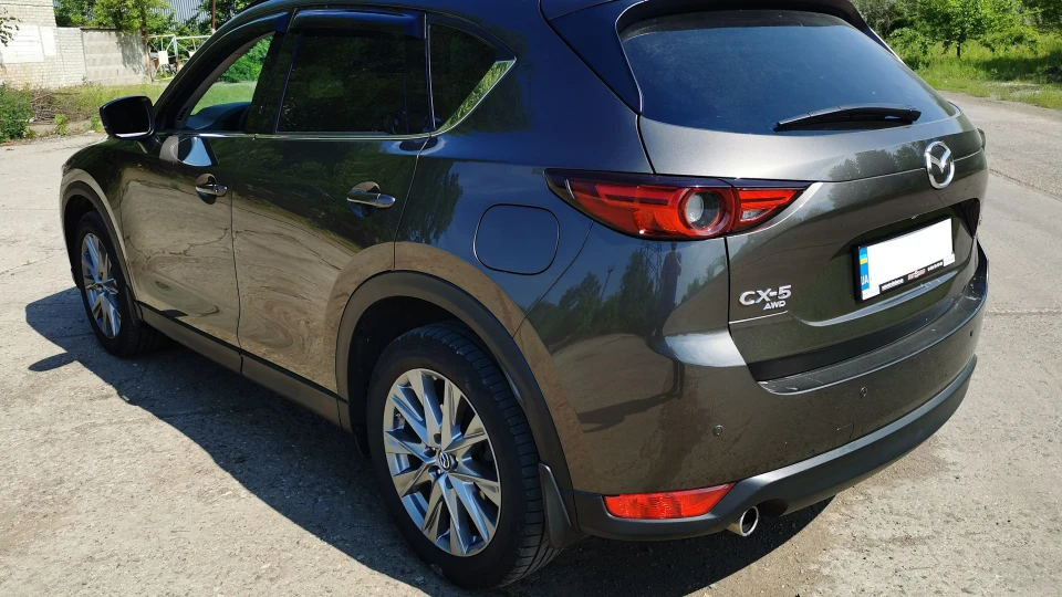 Mazda CX-5 Titanium Flash 3