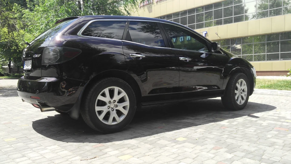 Mazda CX-7 4
